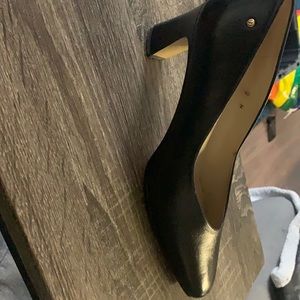 Etienne Aigner older heels